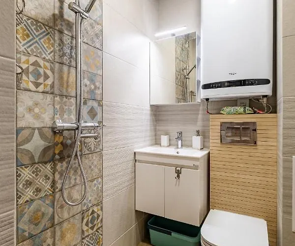 Second Next To Sea Garden Apartment *