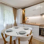 Second Next To Sea Garden Apartamento *