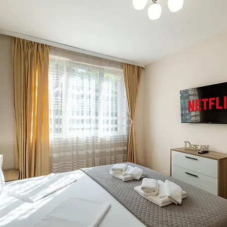 Second Next To Sea Garden Apartment *