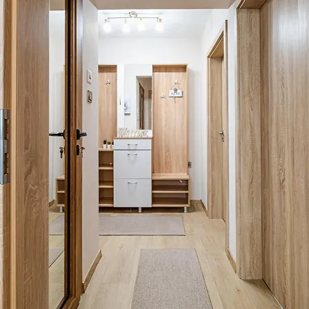 Second Next To Sea Garden Apartment *