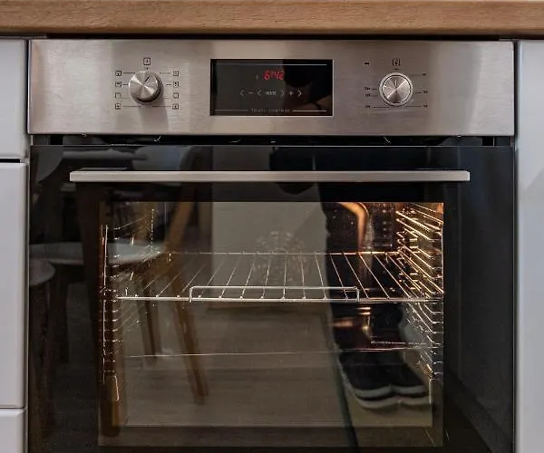 Daire Second Next To Sea Garden